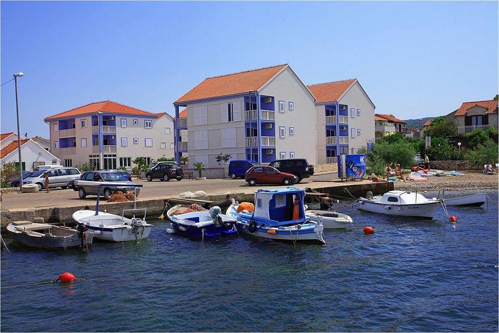 Aparthotel Marina Gromela Supetar Dış mekan fotoğraf